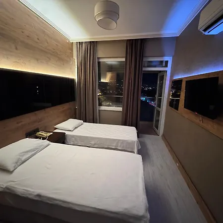 特米兹酒店 3* 阿拉尼亚